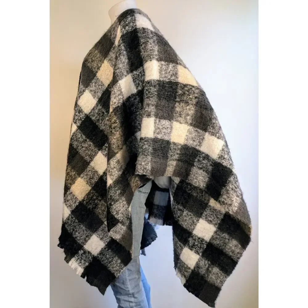 Ana Shawl Cape Wrap OS Black Gray White Buffalo Check Fringed Fuzzy Thick NEW